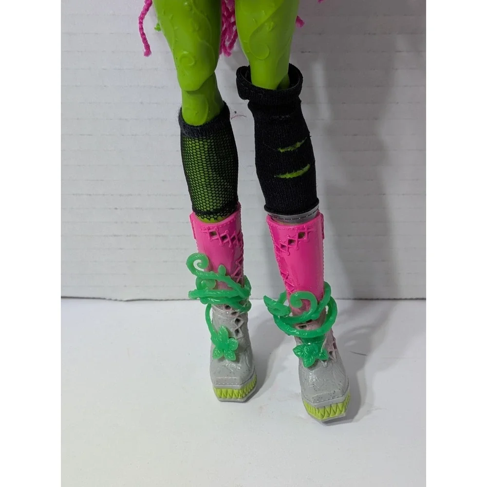 monster high fast shipping